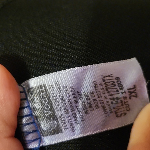 NWOT!! Vocal rivet skull tank - Picture 6 of 6